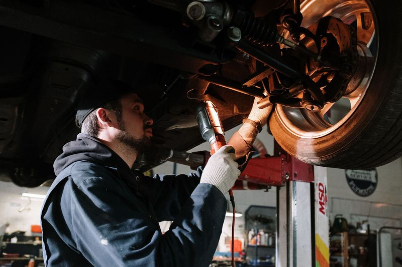 Building A Car Service Rack Where Can I Get a Roof Rack Installed on My Car? Best Installation Services